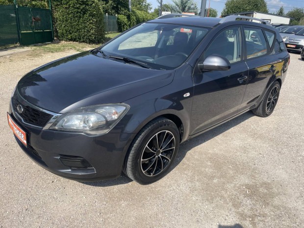 KIA CEE'D SW 1.6 CRDi LX EURO5 Friss Mszaki.VO...