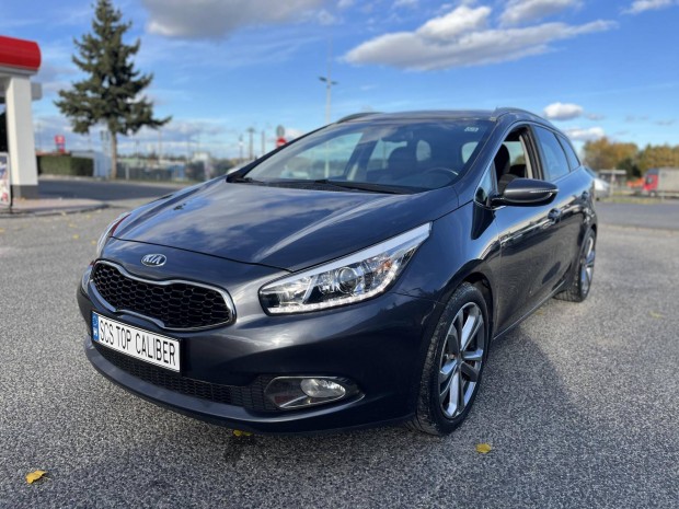 KIA CEE'D SW 1.6 CRDi LX Exclusive 1 tulaj. iga...