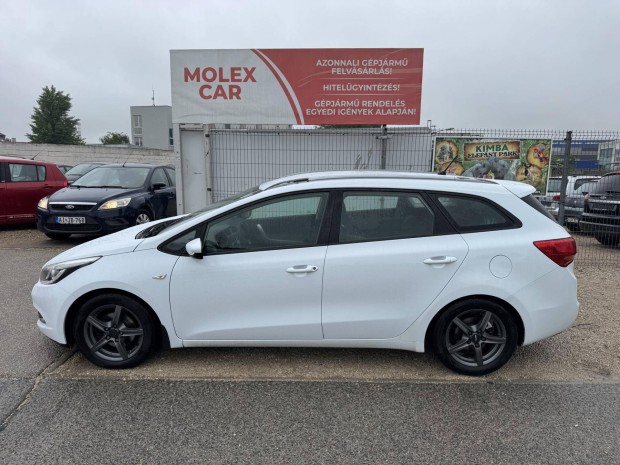 KIA CEE'D SW 1.6 CRDi TX EURO5 Friss Vizsga . A...
