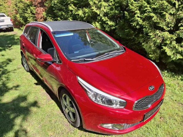 KIA CEE'D SW 1.6 GDI EX