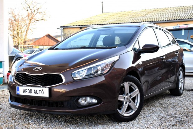 KIA CEE'D SW 1.6 GDI EX Klma - flfts - KOR...