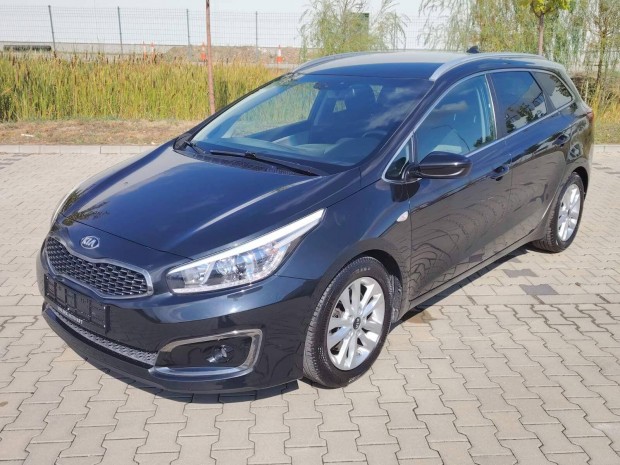 KIA CEE'D SW 1.6 GDI EX Prémium Sérülésmentes!