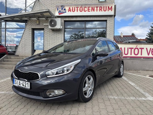 KIA CEE'D SW 1.6 GDI Limitált Prémium