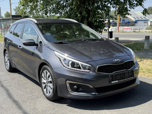 KIA CEE'D SW 1.6 GDI Limitált Prémium 3 Év Gara...