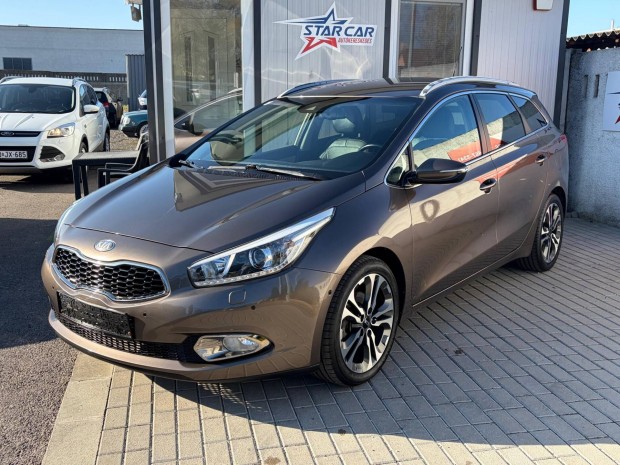 KIA CEE'D SW 1.6 GDI Limitlt Prmium Xenon/NAV...