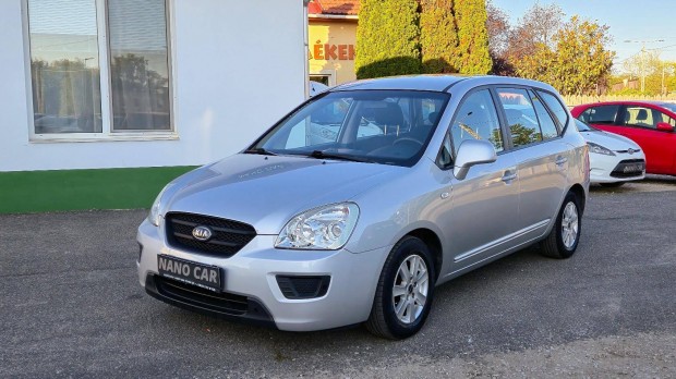 KIA Carens 2.0 EX Vonhorog+ Tolatradar!