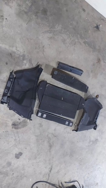 KIA Ceed Ceed 12- Csomagt�r csomagtart� k�rpit m�anyag burkolat 0340