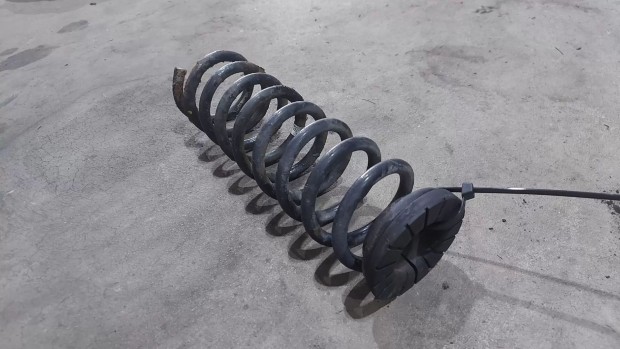 KIA Cee'd Ceed 12- H�ts� leng�scsillap�t� g�tl� spir�lrug� rug� 0417