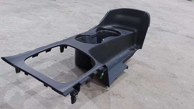 KIA Ceed Ceed 12- K�z�pkonzol k�z�pbox poh�rtart� poh�r tart� 0737