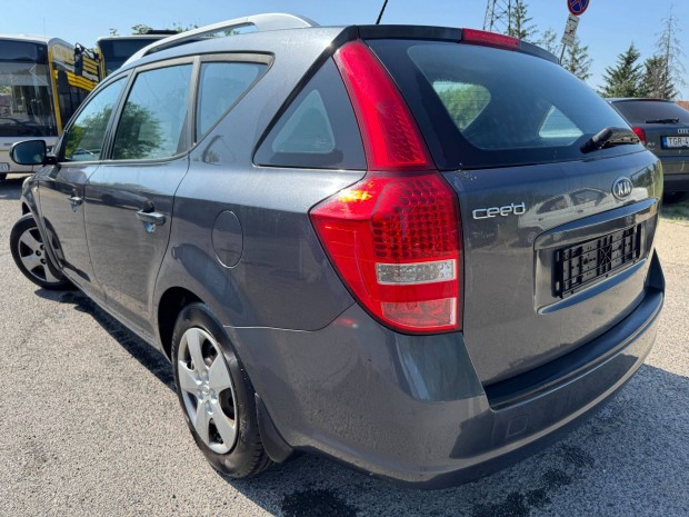 KIA Ceed SW (2010) 1.4i 16V Bontott Autóalkatrészek Eladók