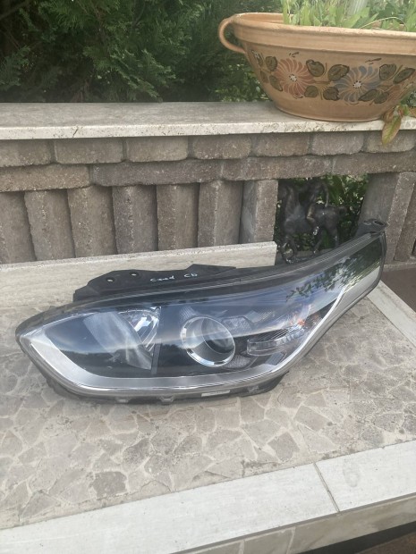 KIA Ceed (CD) bal led fényszóró (92101J7050)