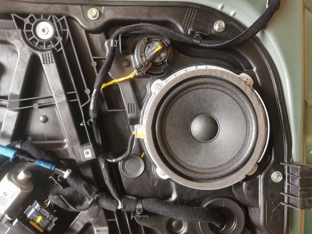 KIA Ceed / Xceed /Proceed Harman Kardon Első Hangszóró