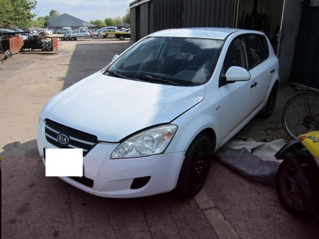 KIA Ceed bontott alkatrszek