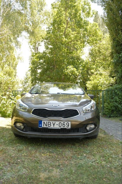 KIA Ceed elad