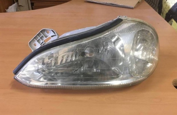 KIA Clarus fnyszr