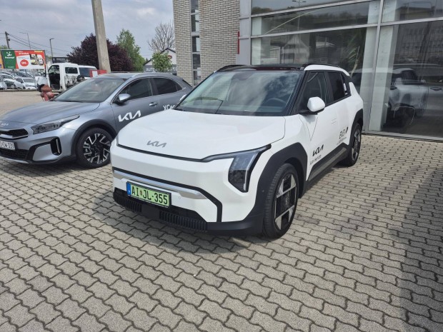 KIA EV3 58,3kWh Earth Plus +TOP+Dwp+napfénytető