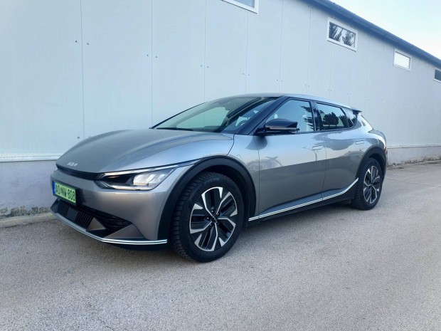 KIA EV6 58kWh Air Min�s�gi haszn�ltaut�! Gy�ny�...