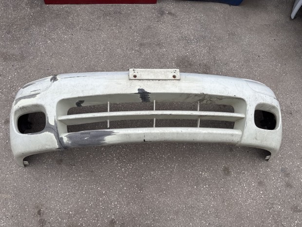 KIA K2500 2001-2004 Első Lökhárító Javított eladó