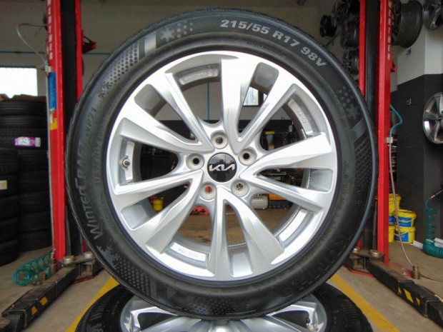 KIA NIRO (2016-2022) Gumi �s felni egyben