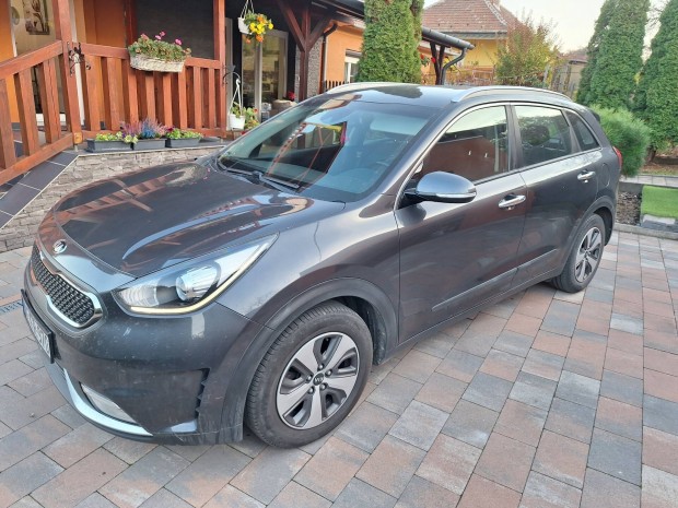 KIA Niro HEV 1.6 GDI LX hybrid 2017/12