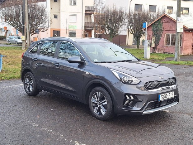 KIA Niro HEV 1.6 GDI Silver DCT Hibrid/Benzin....