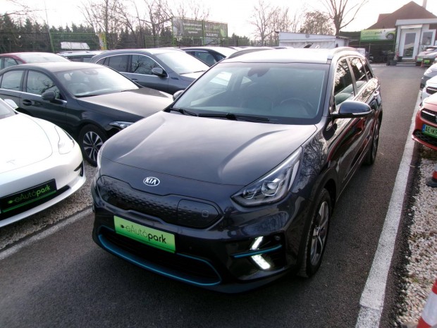 KIA Niro e-Niro 64kWh Platinum SZ.Knyv-JBL-l...