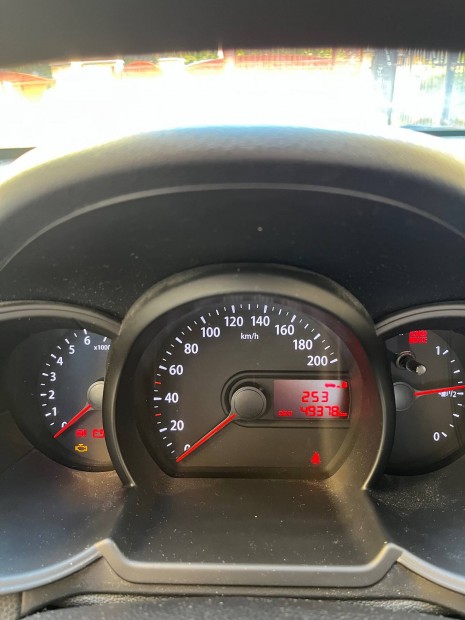 KIA Picanto 49300 km-el eladó
