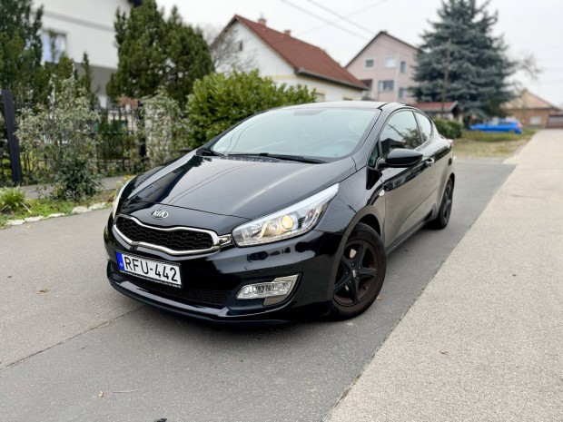 KIA Pro CEE'D 1.4 Cvvt EX Nagynavi, Parkkamera, Tempomat