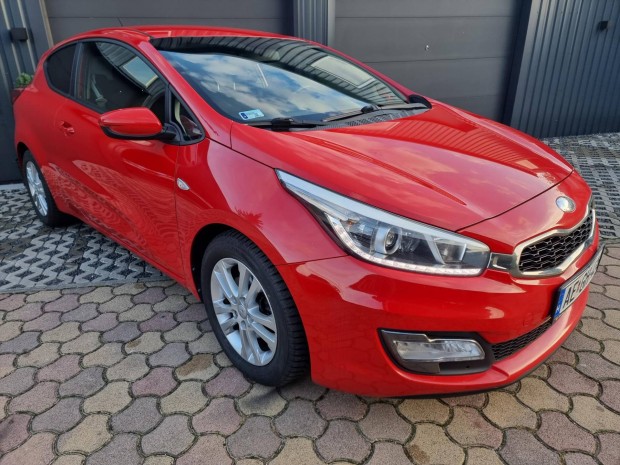 KIA Pro CEE'D 1.4 Cvvt LX Base Els Tulajdonos!...