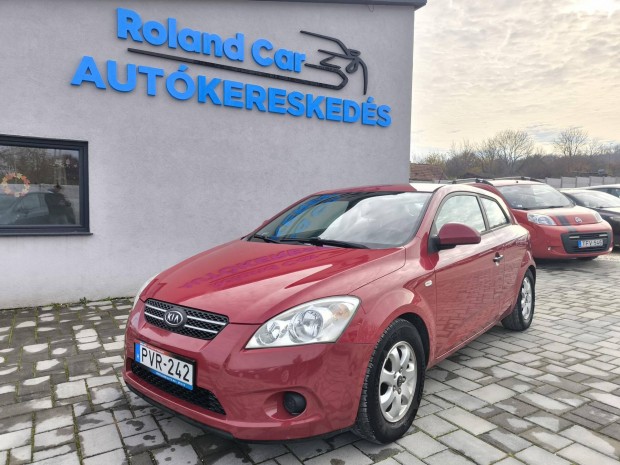 KIA Pro CEE'D 1.4 EX Akcis ron! Csere-beszm...
