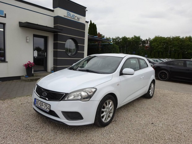 KIA Pro CEE'D 1.4 EX Limited KM:156ezer!!Megbiz...