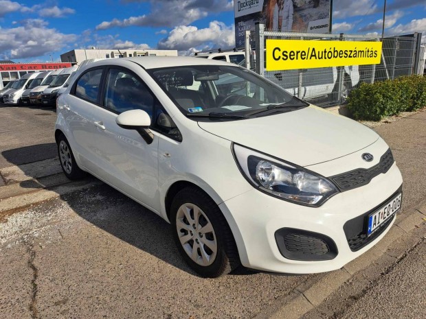 KIA RIO 1.1 CRDi ECO 4-5 Literes Fogyasztssal....