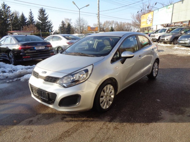 KIA RIO 1.2 Cvvt LX