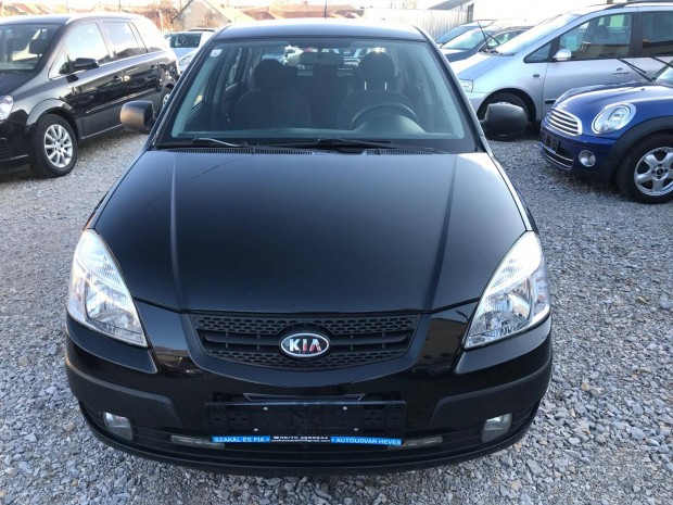 KIA RIO 1.4 75LE 5 ajts