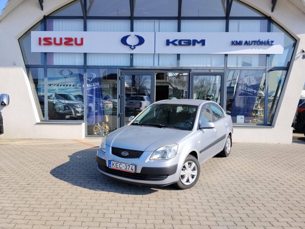 KIA RIO 1.4 EX Cool Friss M�szakival! Els� Tula...