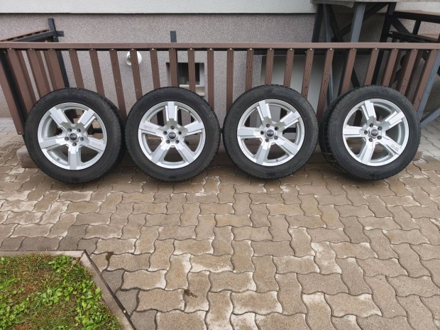 KIA Sorento felni szett gumival