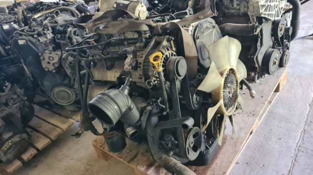 KIA Sorrento 2.5 CRDI Motor Elad Garancival