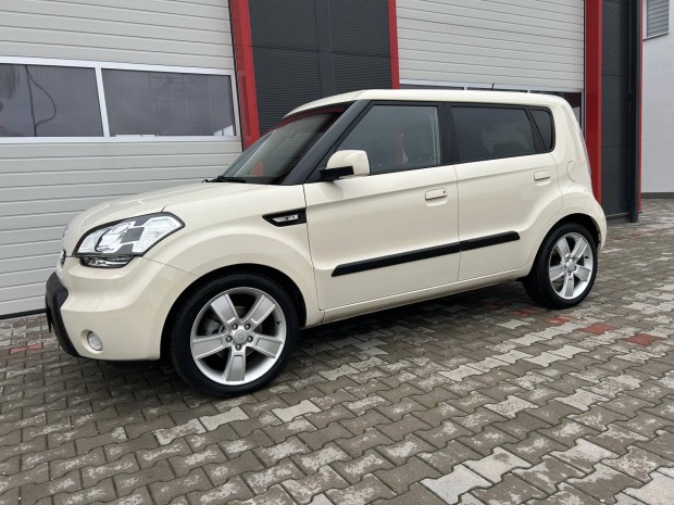 KIA Soul 1.6 CRDi High Power EX 1. Tulaj/99600 Km!