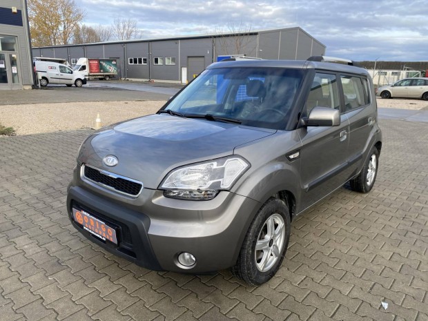 KIA Soul 1.6 GDI Comfort Gy�ny�r� �llapot.V�gig...