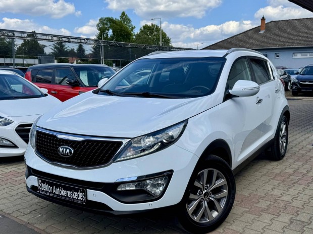 KIA Sportage 1.6 GDI EX Prémium 80.000Km! Bőrká...