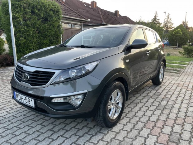 KIA Sportage 1.6 GDI EX Prémium Kitűnő Állapot !