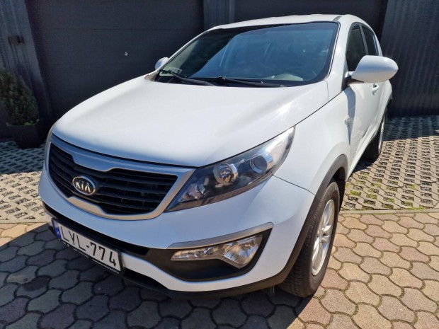 KIA Sportage 1.7 CRDi EX Magyarországi. Végig V...