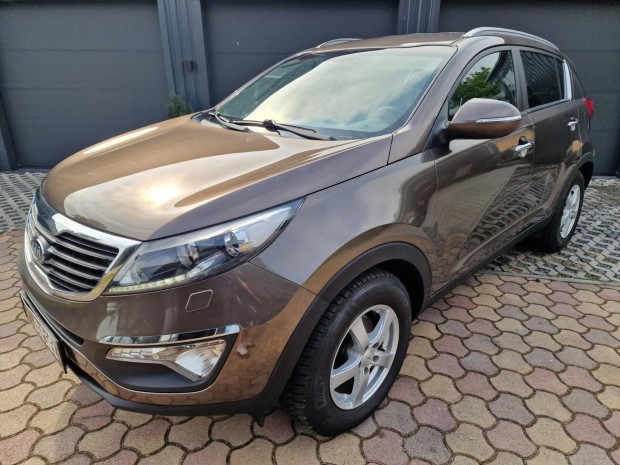 KIA Sportage 1.7 CRDi EX Prmium Bronz-Metl.1T...