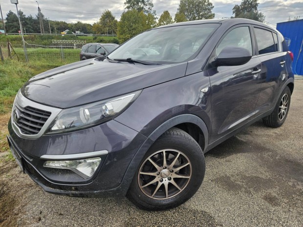 KIA Sportage 1.7 CRDi EX Prmium Navigci-Tola...