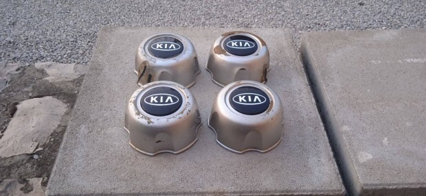 KIA Sportage gyári felnikupakok 5x139,7 15"