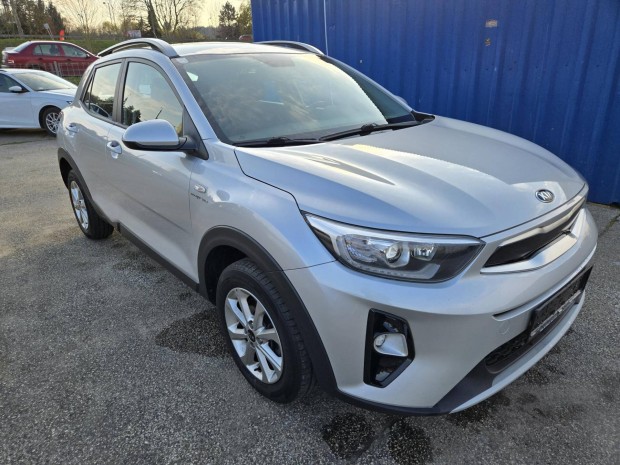 KIA Stonic 1.25 MPI Gold 1.tulajdonos - Tolat�k...