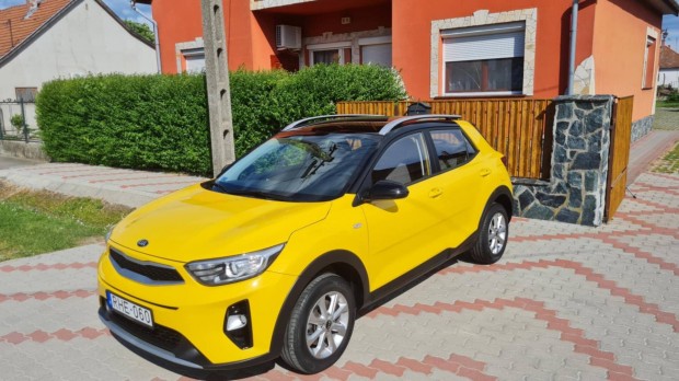 KIA Stonic 1.25 MPI Silver Gyönyörű állapot! Fr...
