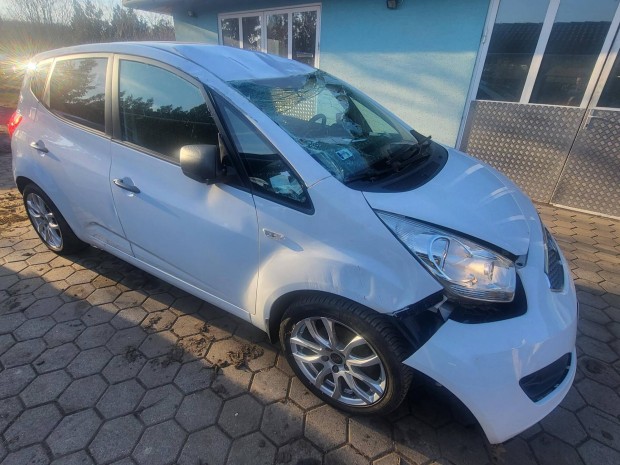 KIA Venga 1.4 LX Base 54000km! Indul!