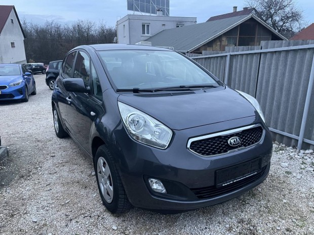 KIA Venga 1.4 LX Von�horog/Szerv�zk�nyv