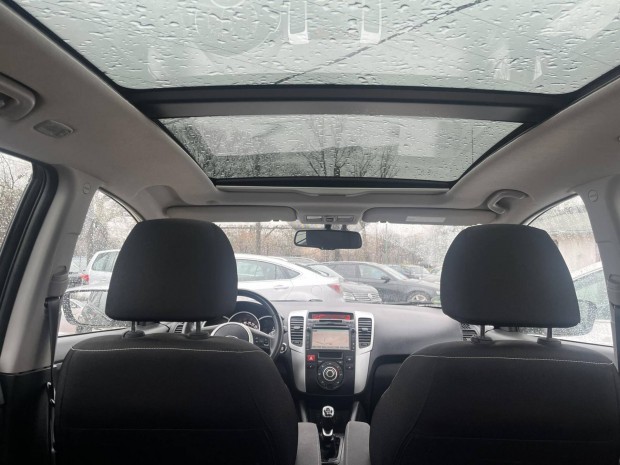 KIA Venga 1.6 CRDi HP TX Panor�matet�. �l�sf�t�...